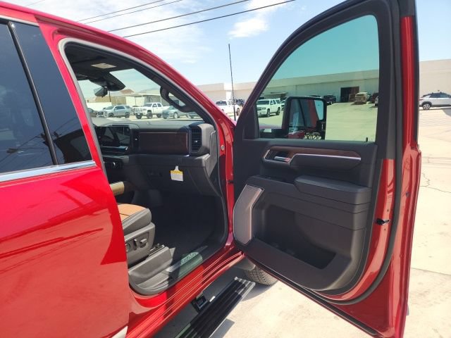 New 2026 Chevrolet Silverado 3500 High Country w/ Technology Package AWD/4WD image 37