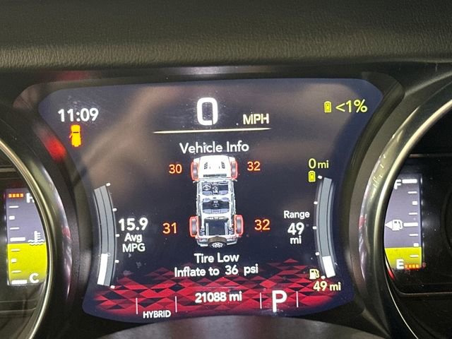 Used 2023 Jeep Wrangler Unlimited Sahara w/ Cold Weather Group image 18