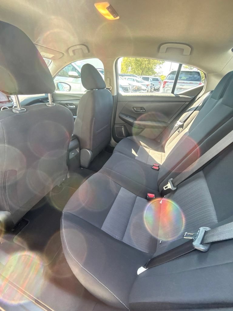 Used 2025 Nissan Sentra SV FWD image 17