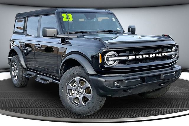 Used 2023 Ford Bronco Big Bend image 3