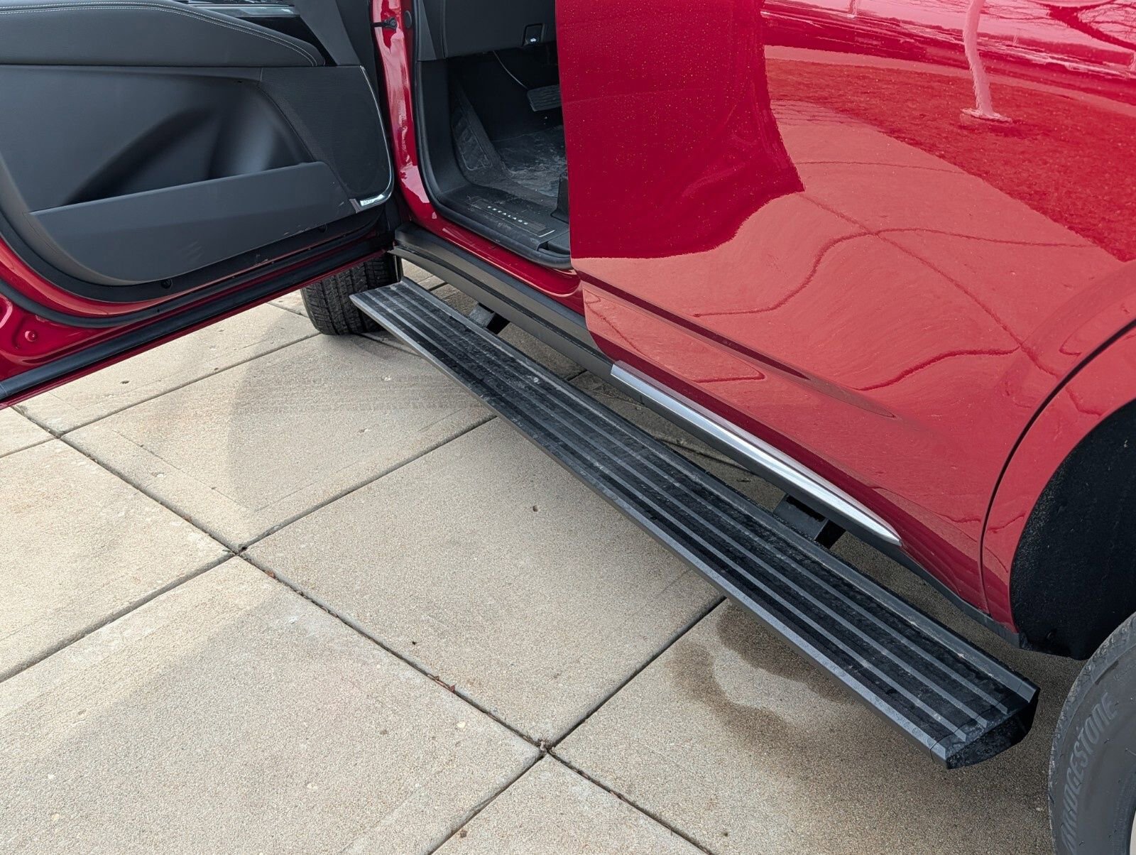 New 2026 Cadillac Escalade Luxury image 4