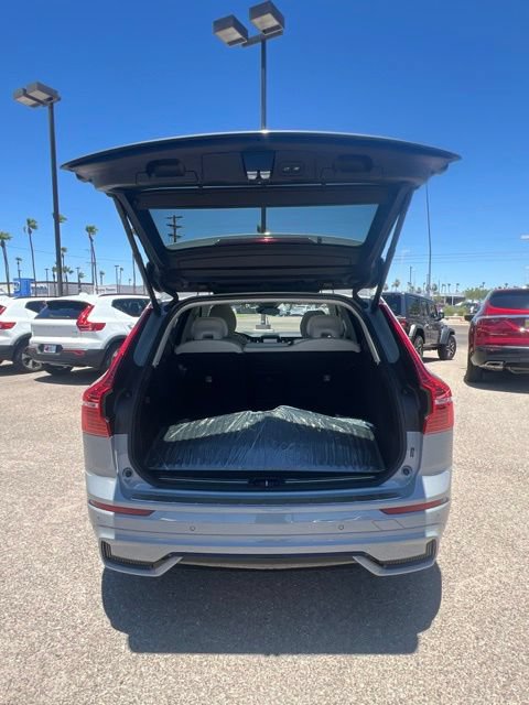 Used 2025 Volvo XC60 T8 Plus w/ Protection Package Premier AWD/4WD image 29