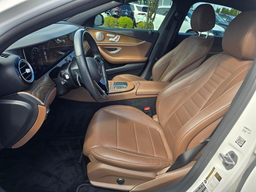 Used 2022 Mercedes-Benz E 350 4MATIC Sedan image 13
