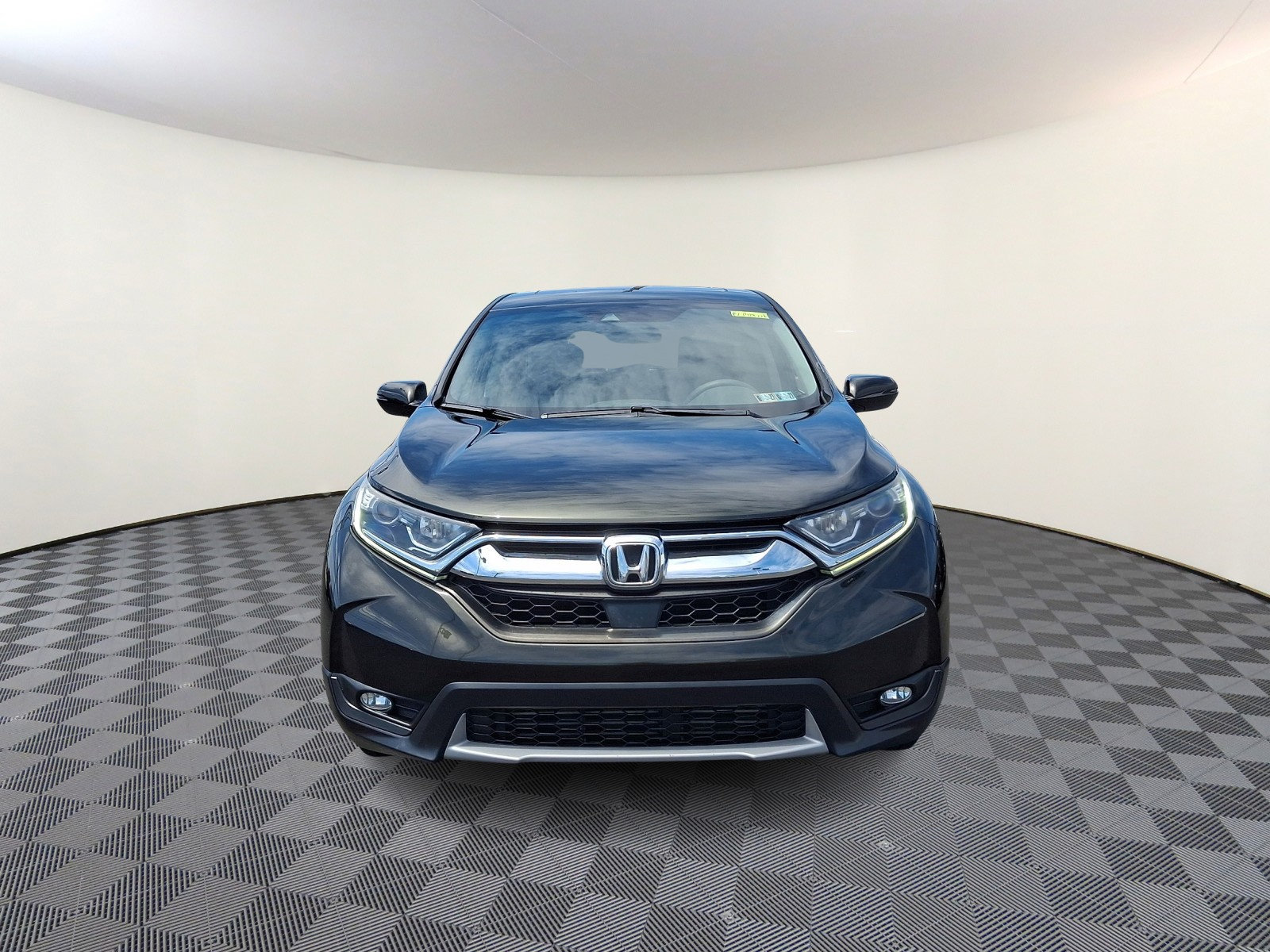 Used 2018 Honda CR-V EX image 2