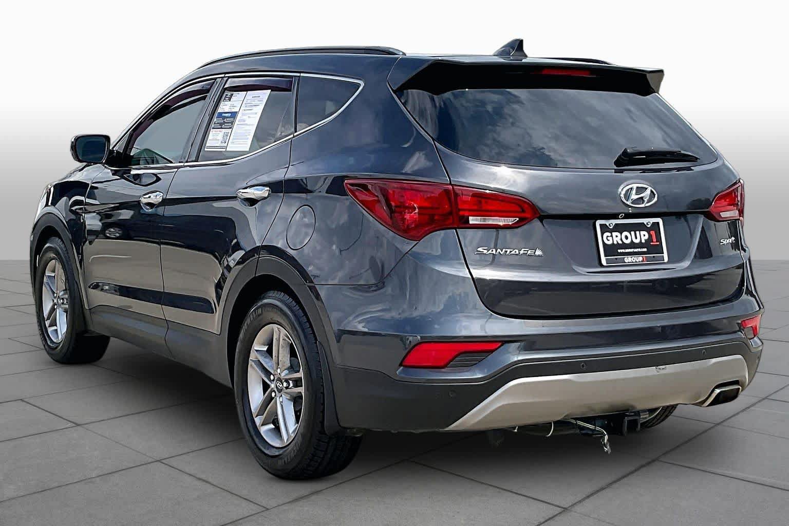 Used 2018 Hyundai Santa Fe Sport w/ 2.4L Tech Package 04 FWD image 11