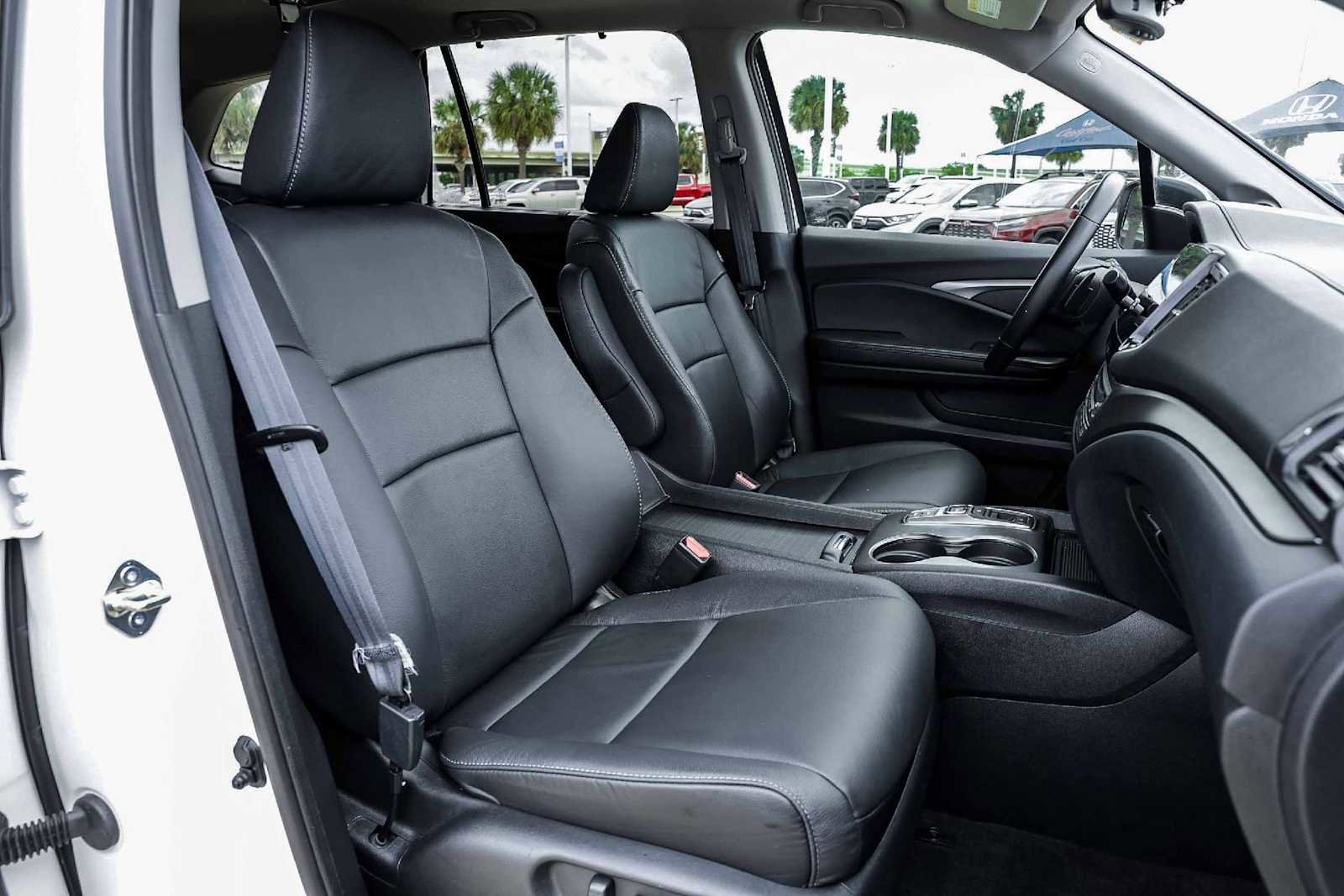 Used 2021 Honda Pilot Special Edition image 13