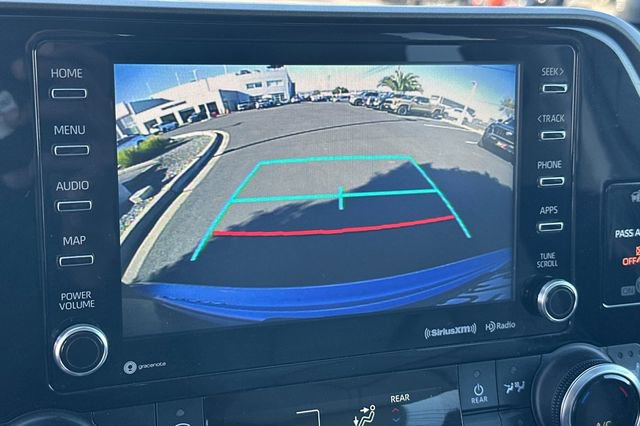 Certified 2021 Toyota Highlander XLE image 30