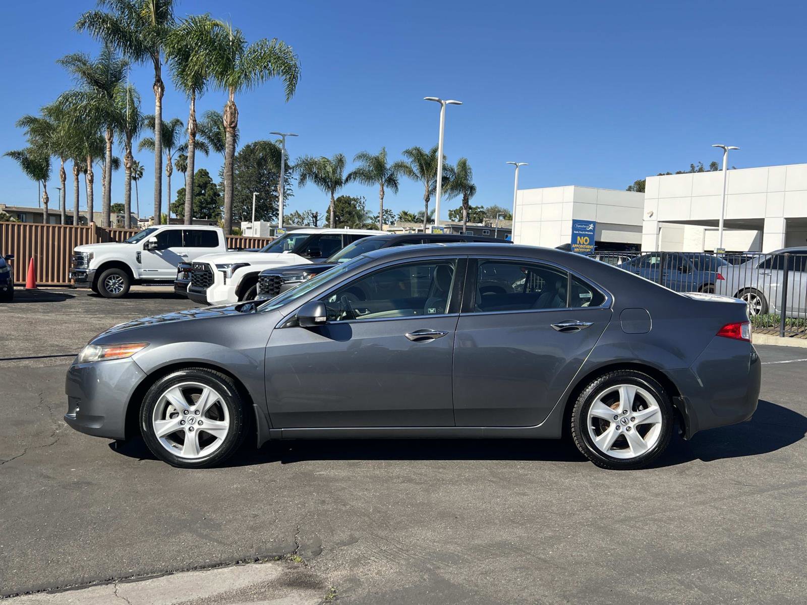 Used 2009 Acura TSX Sedan image 2