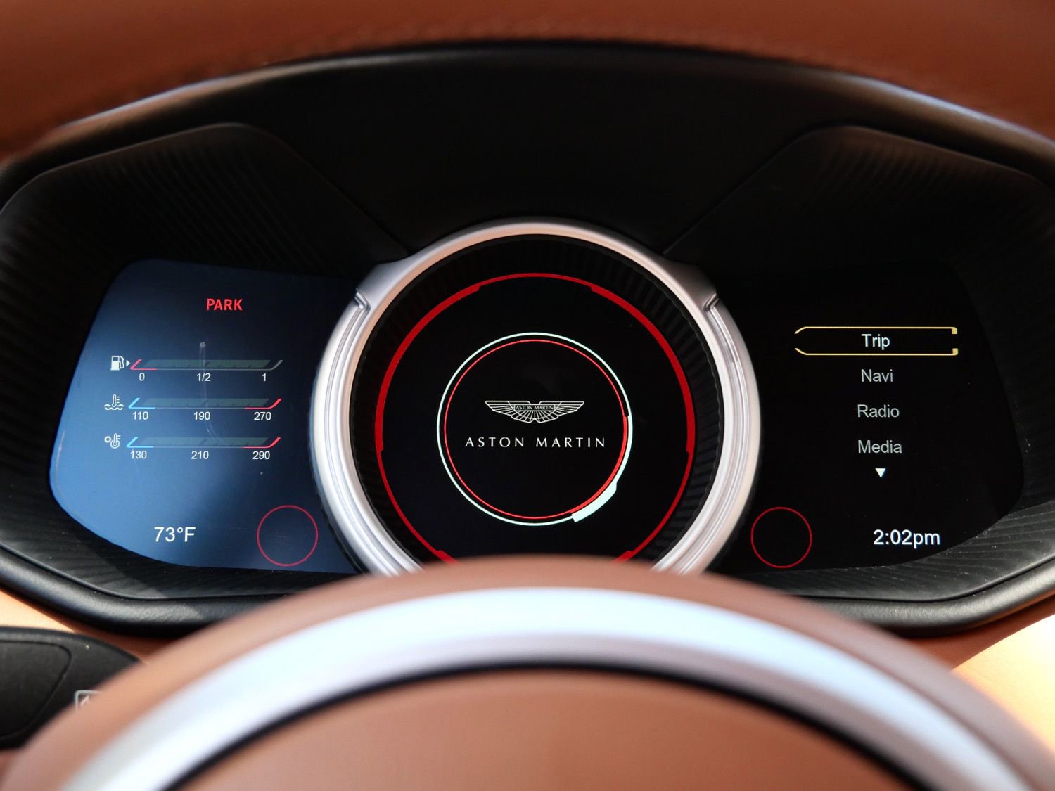 Used 2020 Aston Martin DB11 Coupe image 6