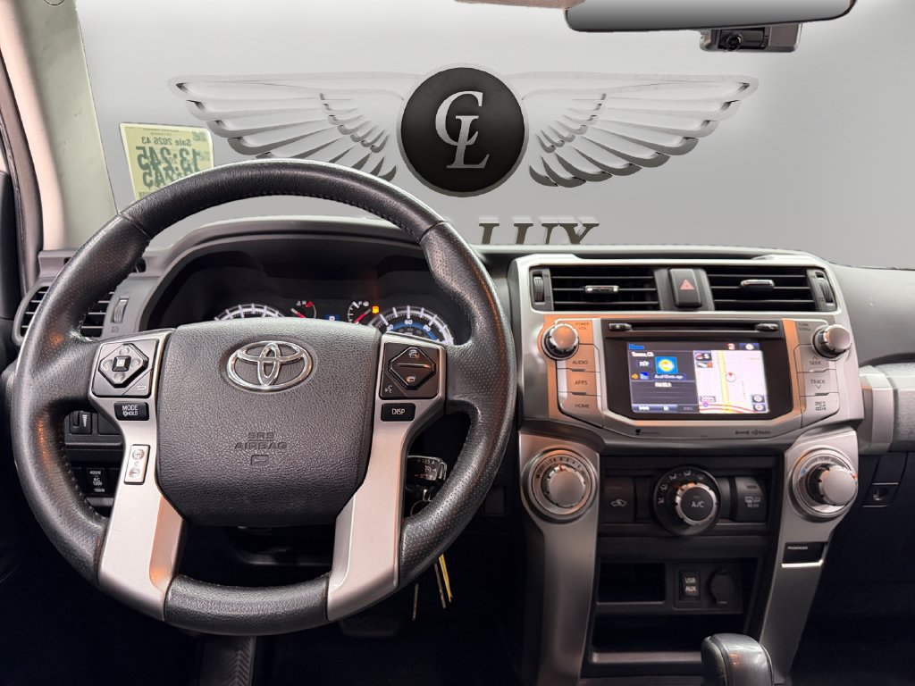 Used 2018 Toyota 4Runner SR5 w/ Convenience Package AWD/4WD image 10