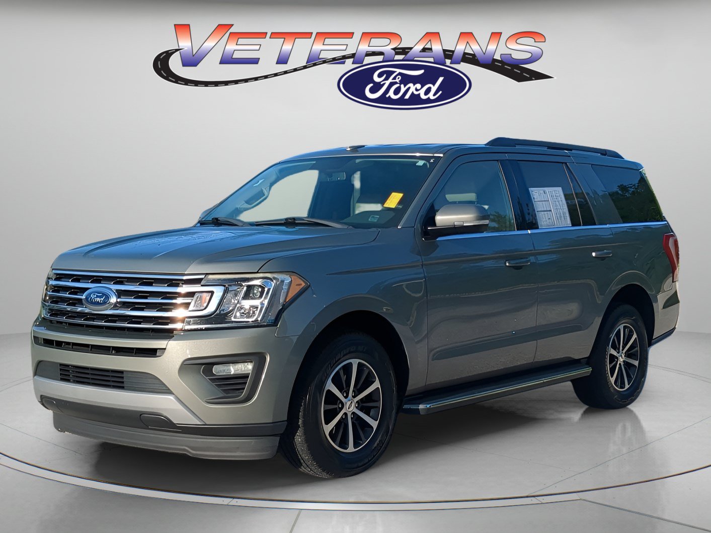 Certified 2019 Ford Expedition XLT w/ Equipment Group 202A