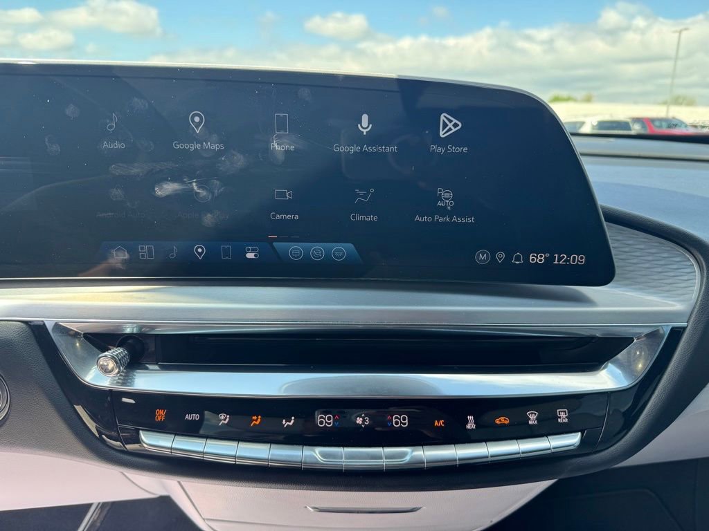 Certified 2024 Cadillac Lyriq Sport AWD/4WD image 20