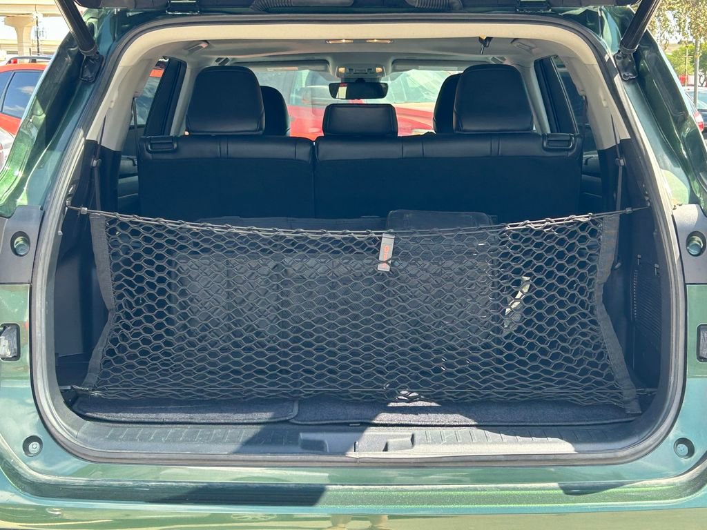 Used 2023 Toyota Highlander XLE image 15