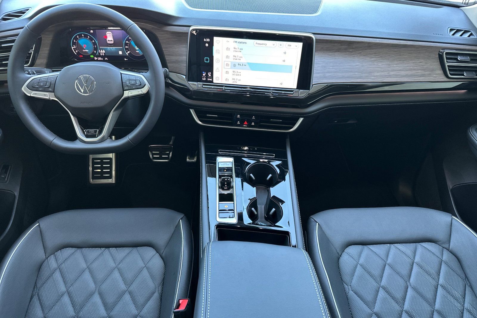 New 2026 Volkswagen Atlas SEL Premium R-Line image 12