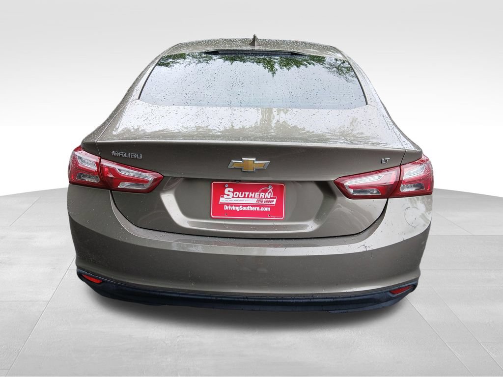 Used 2020 Chevrolet Malibu LT FWD image 4