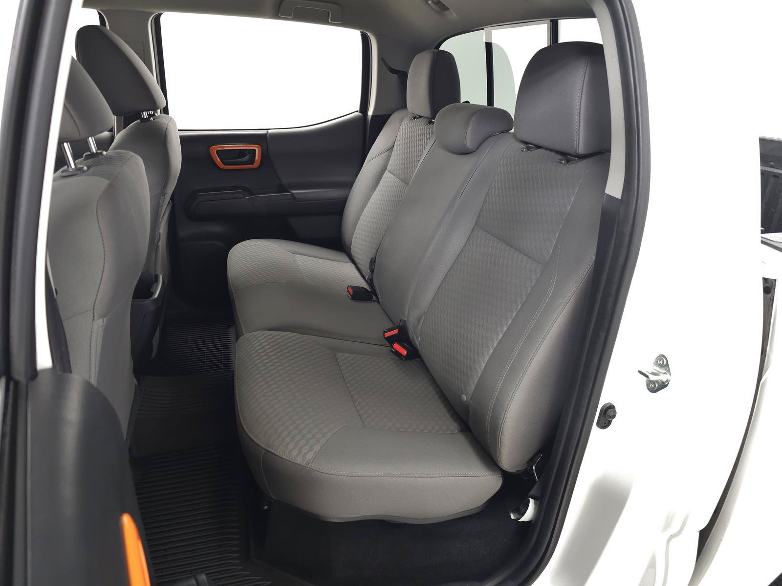 Used 2022 Toyota Tacoma SR AWD/4WD image 26