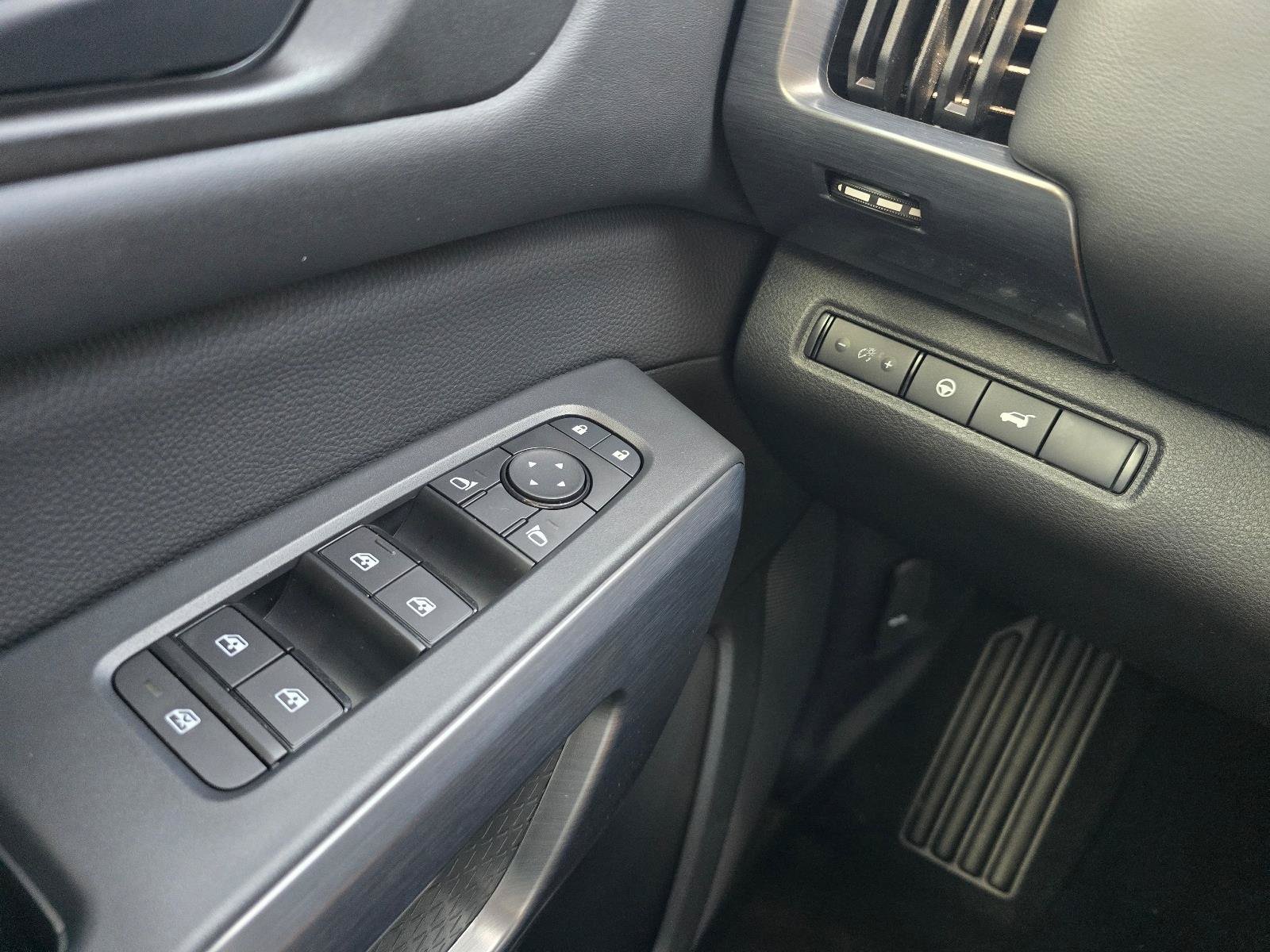 New 2026 Nissan Pathfinder Rock Creek AWD/4WD image 23