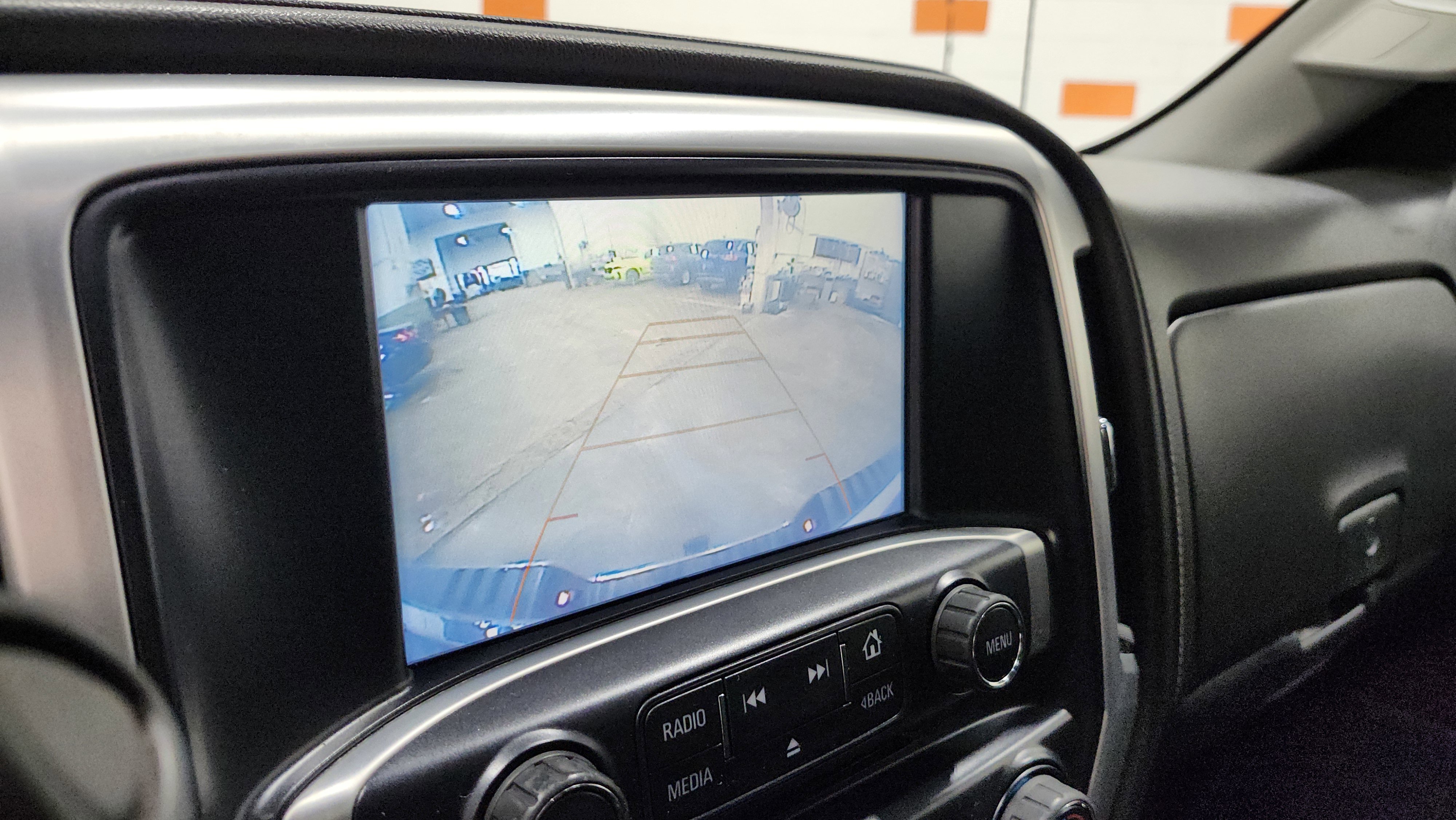 Used 2019 GMC Sierra 2500 SLE image 2