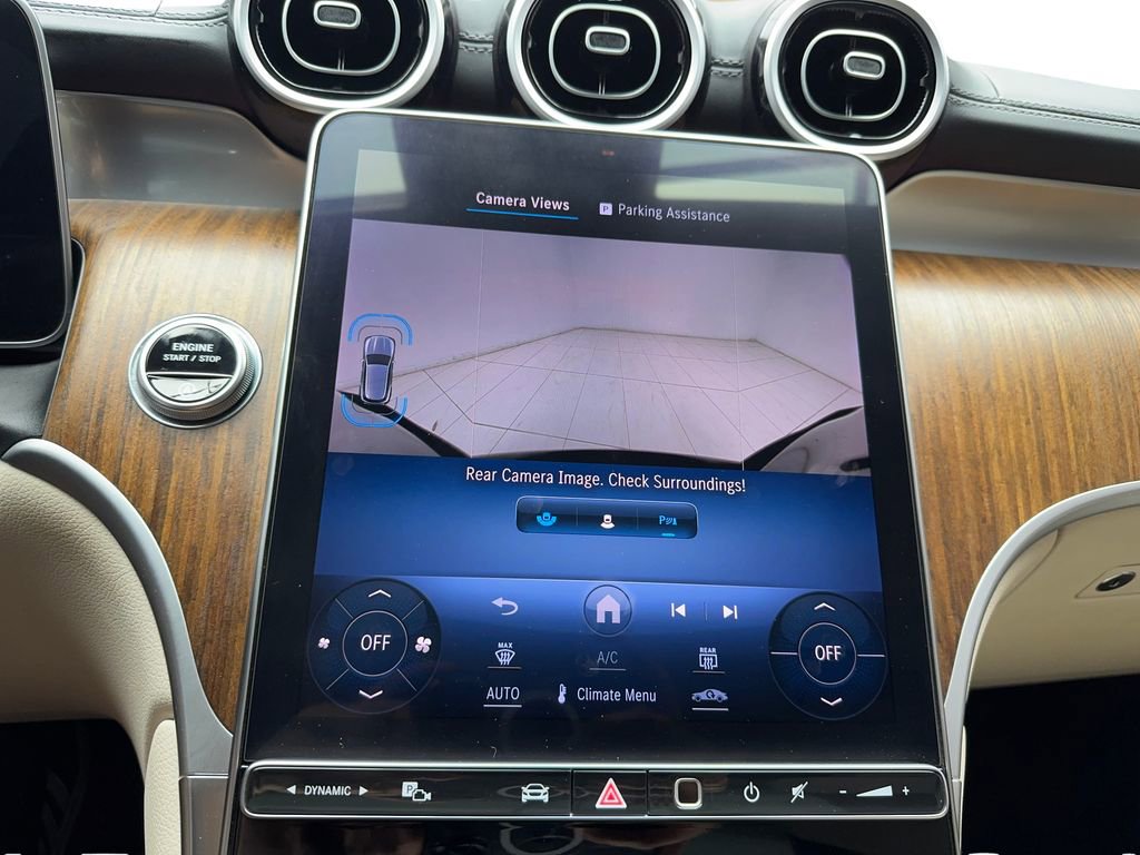 Used 2024 Mercedes-Benz GLC 300 4MATIC image 30