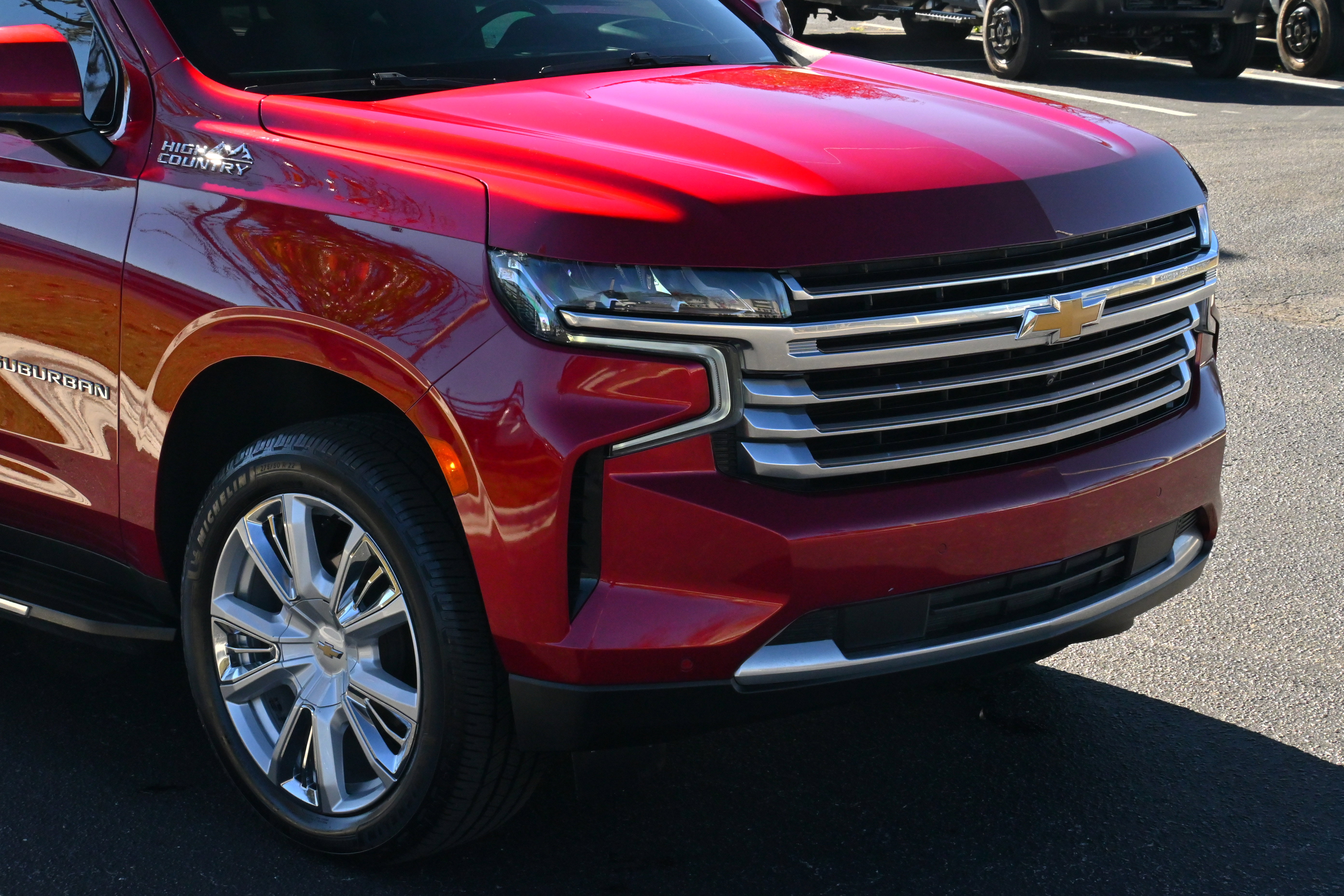 Used 2021 Chevrolet Suburban High Country image 31