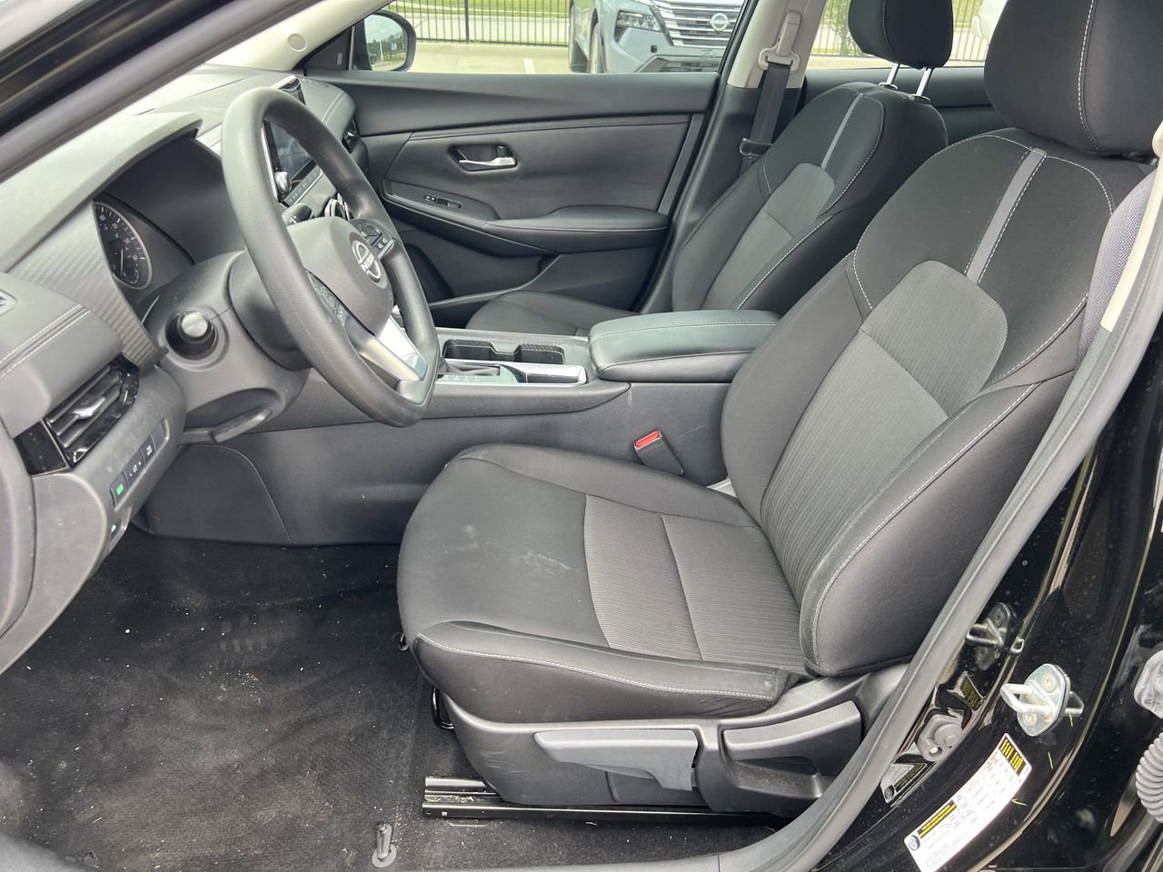 Certified 2025 Nissan Sentra SV FWD image 8