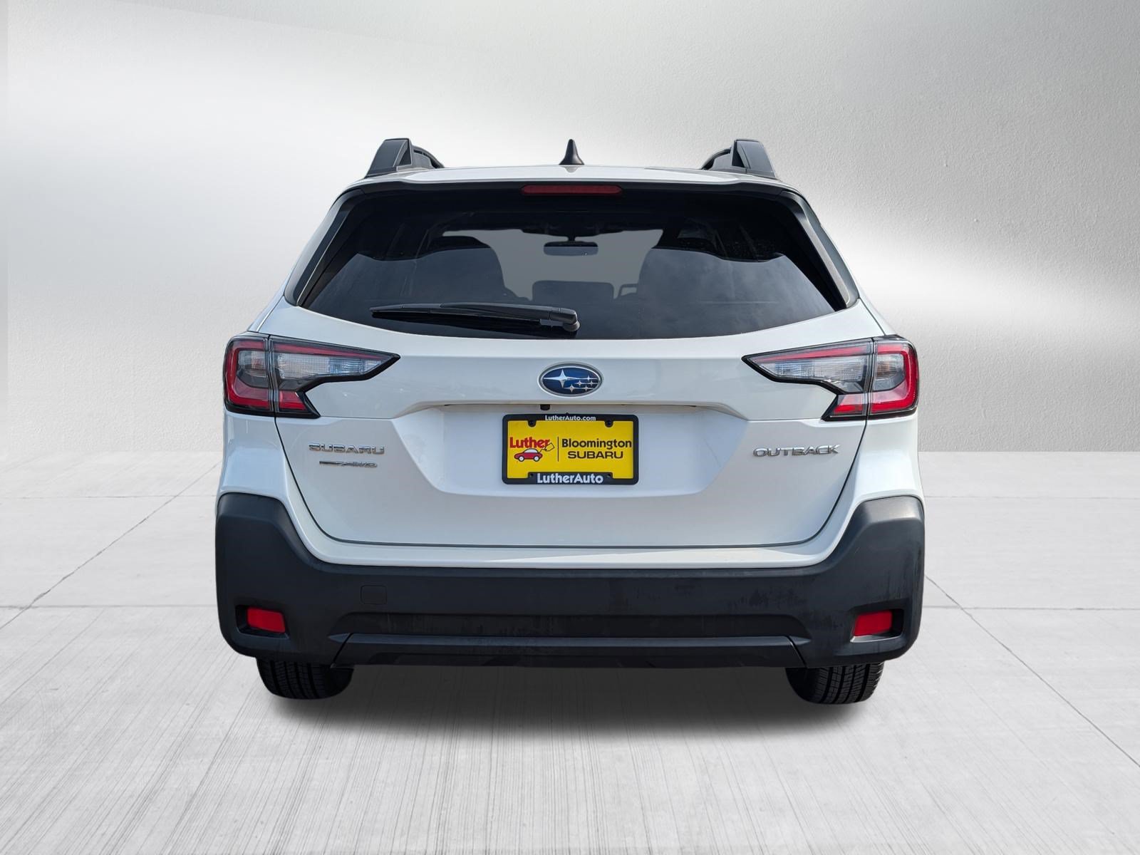 Used 2025 Subaru Outback Premium AWD/4WD image 4
