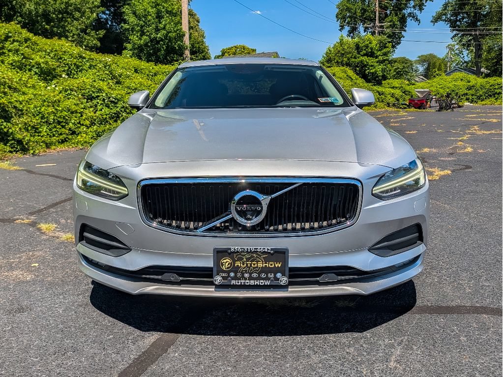 Used 2018 Volvo S90 T5 Momentum w/ Convenience Package AWD/4WD image 2