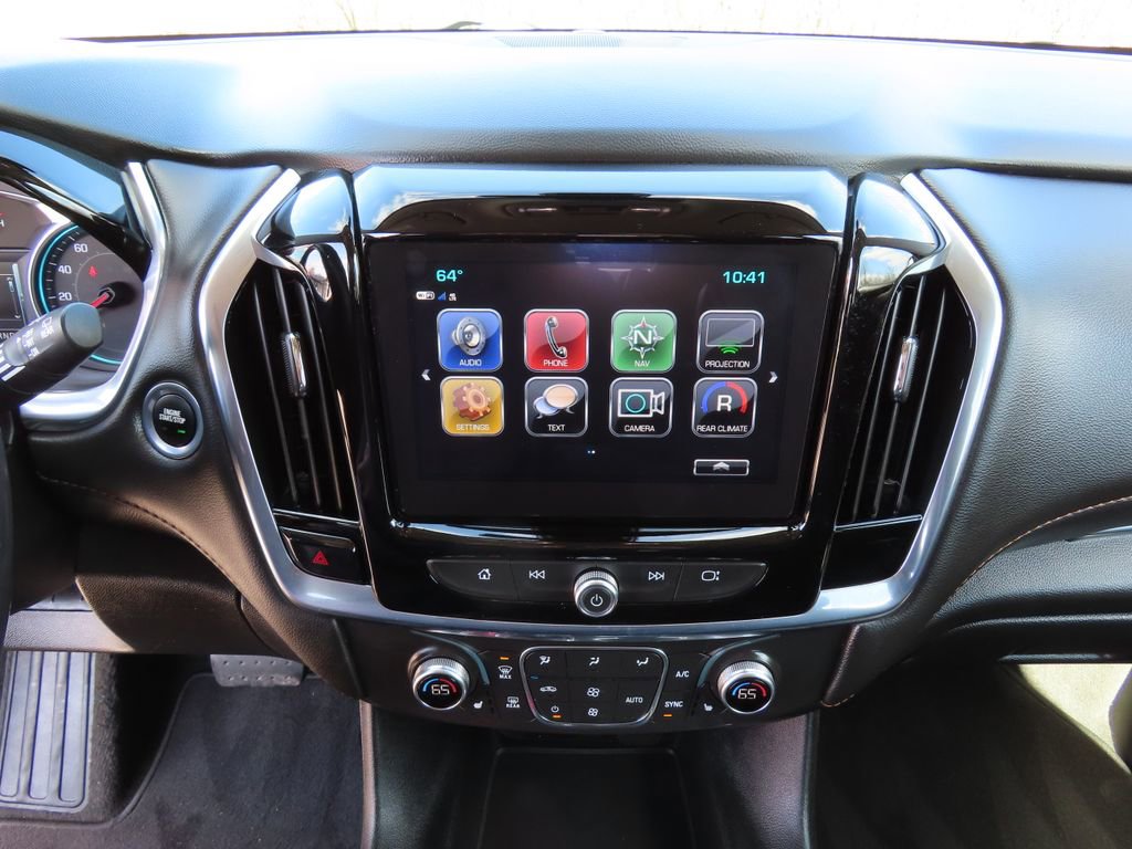Used 2019 Chevrolet Traverse LT w/ LT Premium Package AWD/4WD image 19
