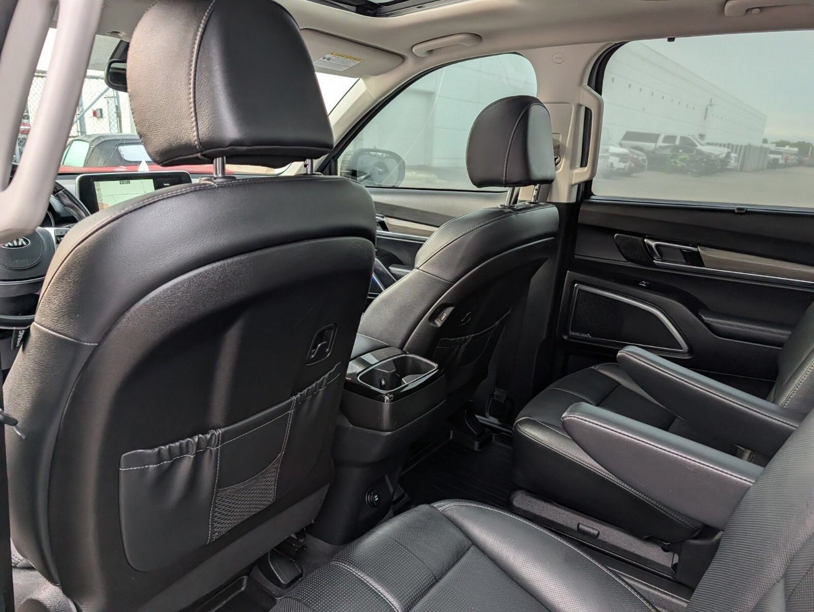 Used 2021 Kia Telluride SX w/ Nightfall Edition Package AWD/4WD image 27