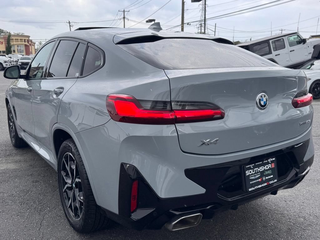 Used 2024 BMW X4 xDrive30i w/ Premium Package AWD/4WD image 6