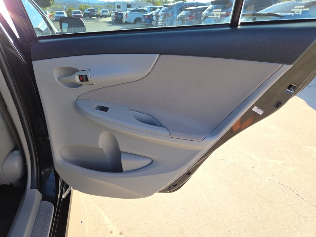 Used 2013 Toyota Corolla L FWD image 20