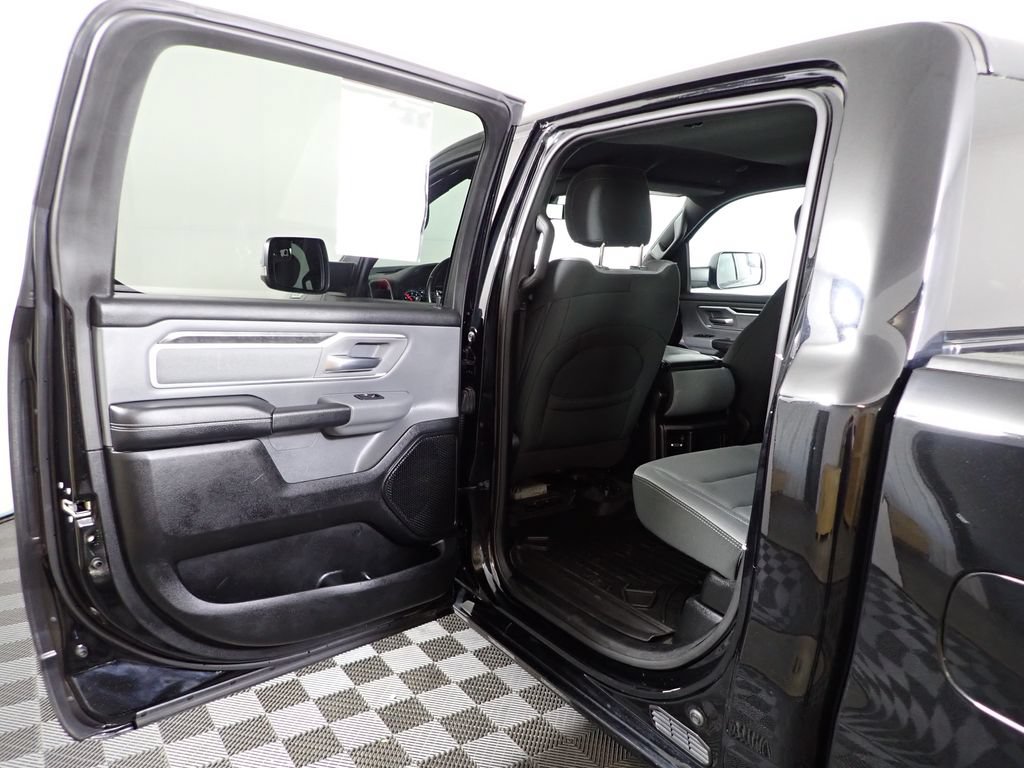 Used 2021 RAM 1500 Big Horn AWD/4WD image 30