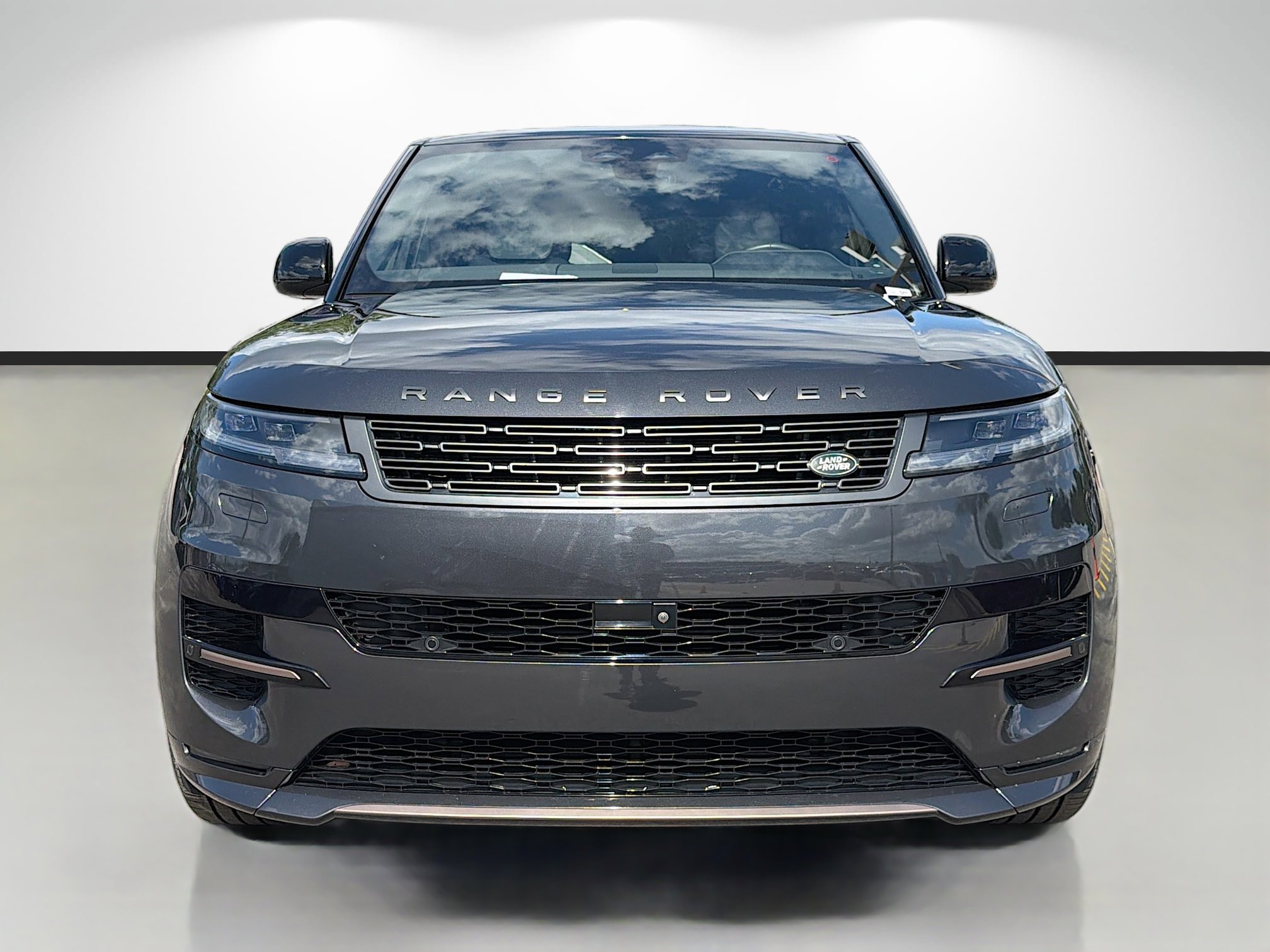 Certified 2025 Land Rover Range Rover Sport Dynamic SE AWD/4WD image 8