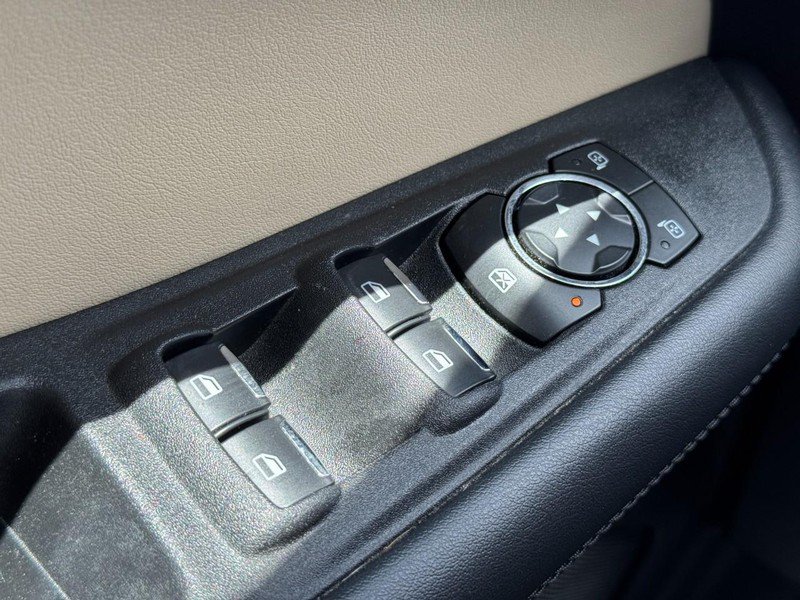 Used 2021 Ford Edge SEL w/ Cargo Accessory Package AWD/4WD image 22