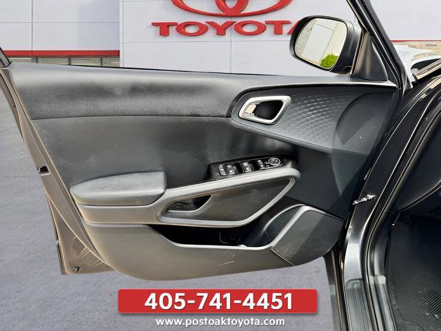 Used 2021 Kia Soul S FWD image 19