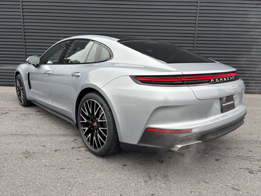 New 2026 Porsche Panamera image 3