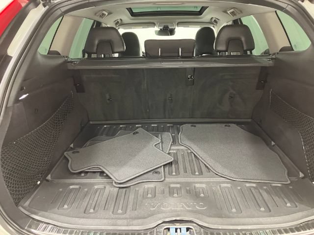 Used 2017 Volvo XC60 T6 Inscription w/ Protection Package AWD/4WD image 29