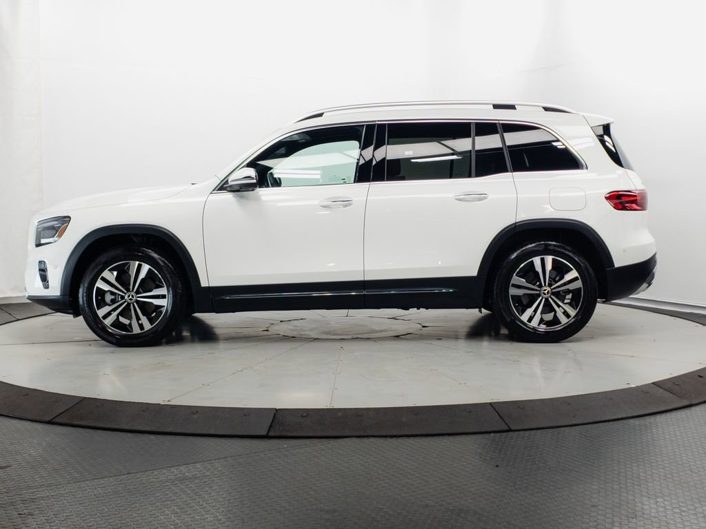 Certified 2026 Mercedes-Benz GLB 250 4MATIC image 4