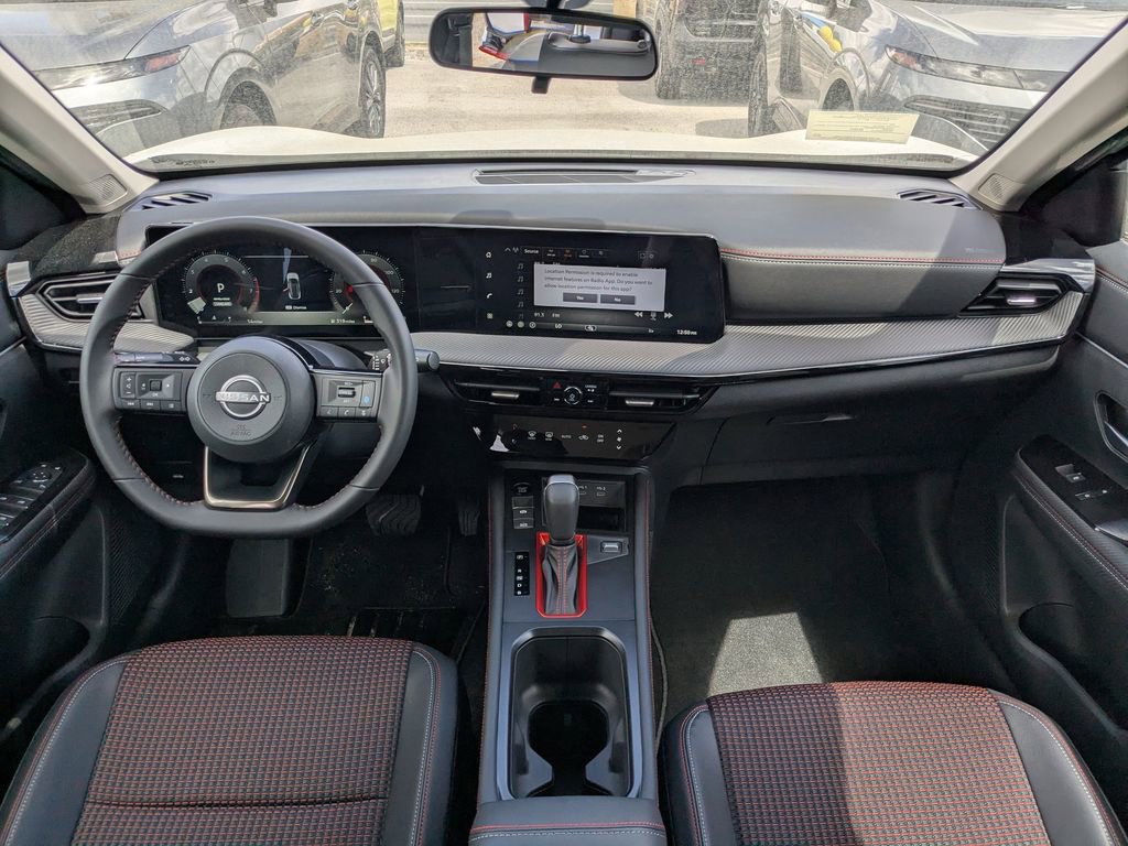 New 2026 Nissan Kicks SR image 14