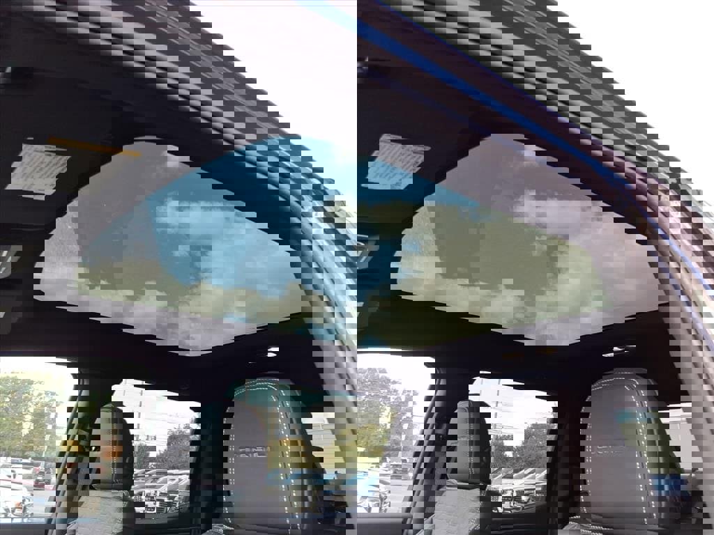 New 2025 GMC Sierra EV Denali image 16