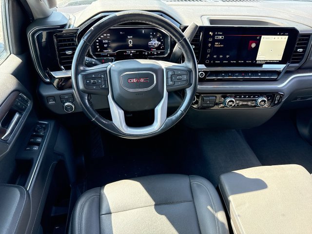 Used 2022 GMC Sierra 1500 SLT w/ Max Trailering Package AWD/4WD image 14