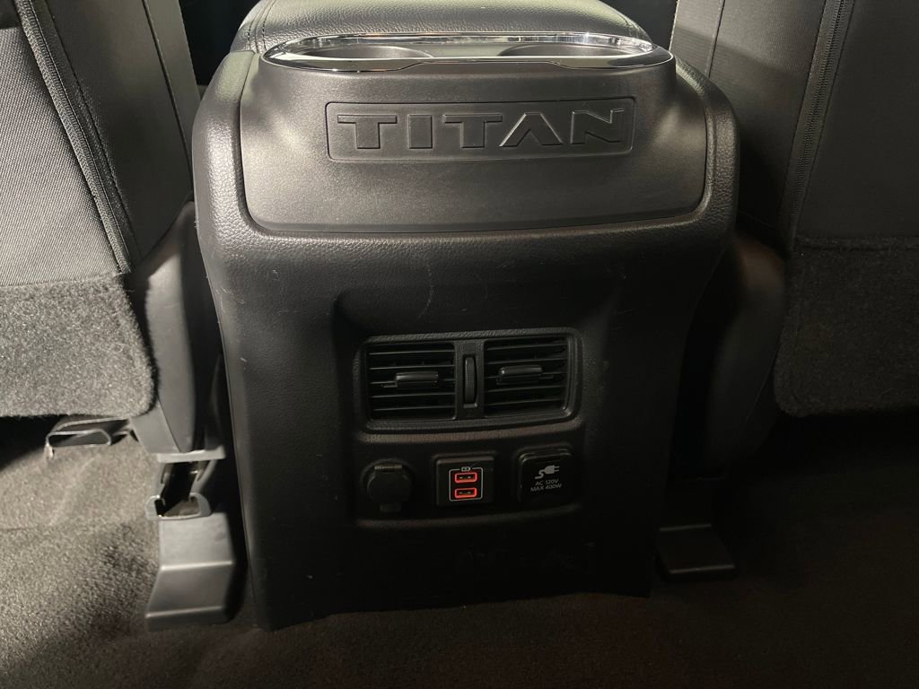 Used 2019 Nissan Titan SV w/ SV Convenience Package image 25