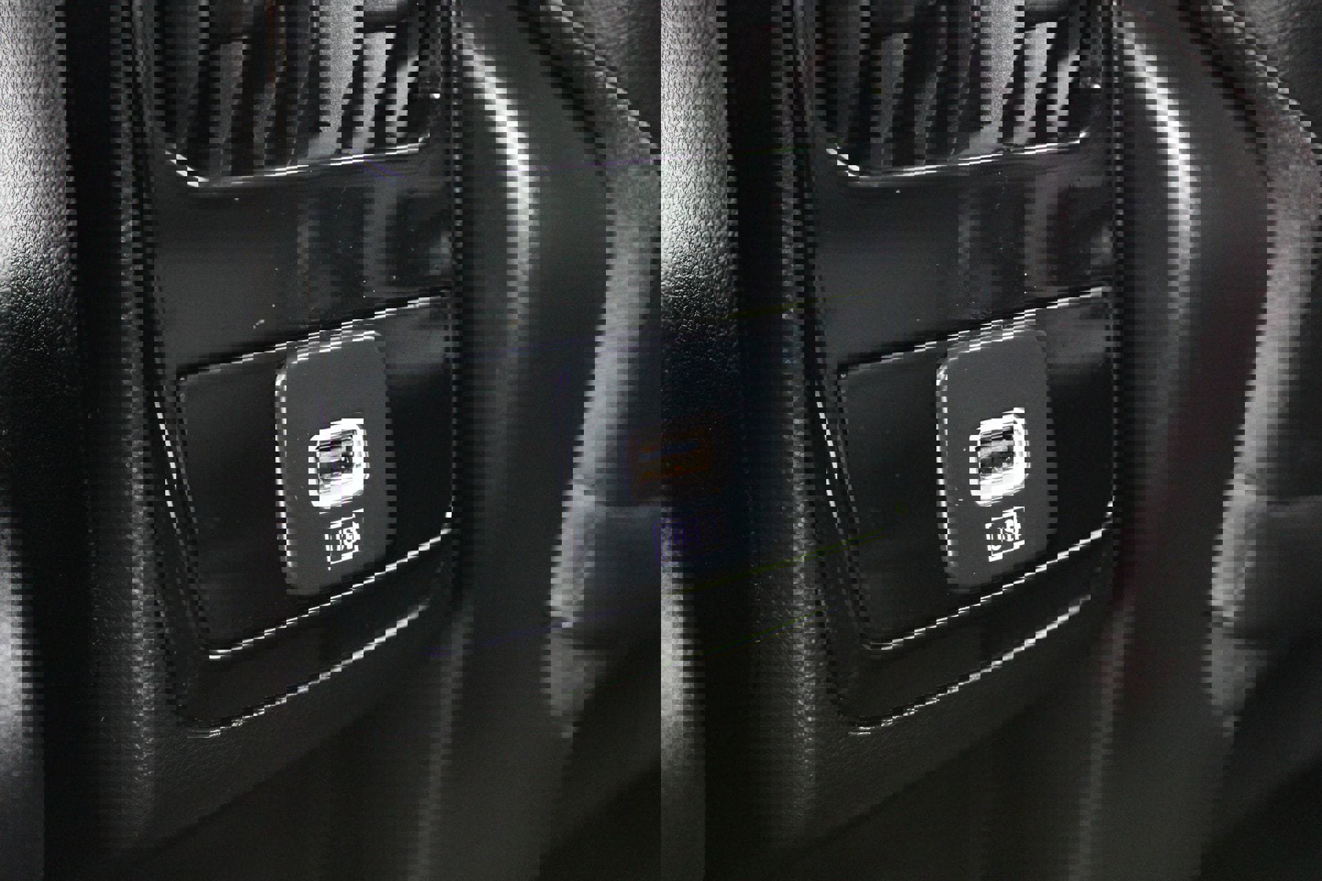 Used 2023 Jeep Compass Latitude image 18