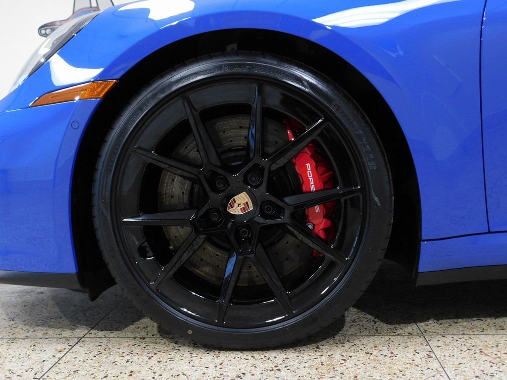 Used 2025 Porsche 911 Carrera S image 31