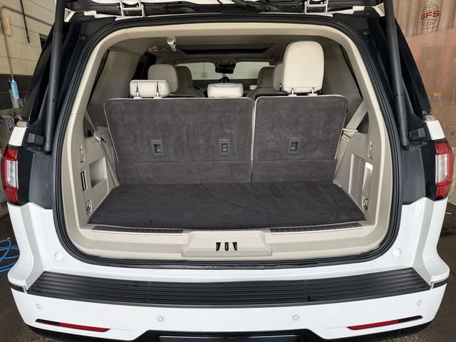 Used 2019 Lincoln Navigator Reserve AWD/4WD image 26