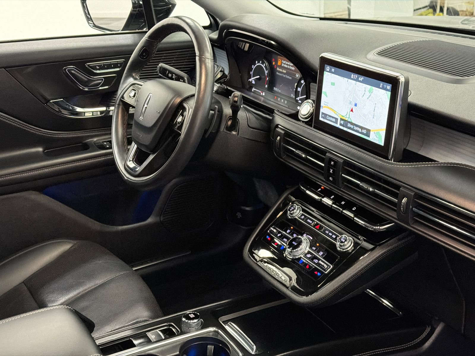 Used 2022 Lincoln Corsair AWD w/ Premium Package image 10