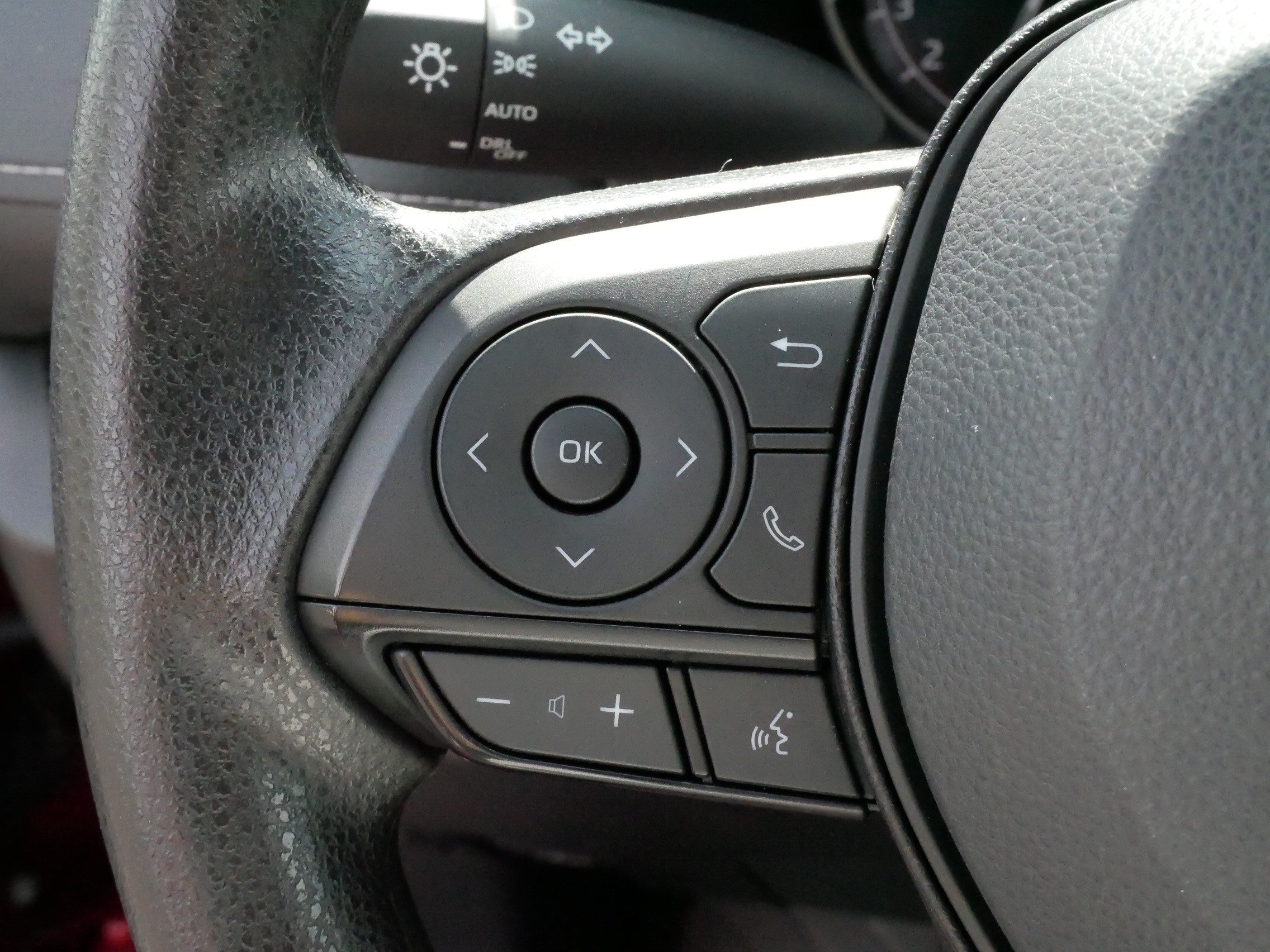 Certified 2025 Toyota RAV4 XLE AWD/4WD image 26