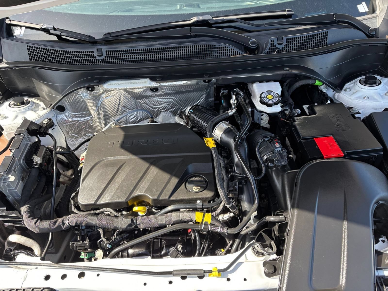 Used 2025 Chevrolet Trax LT FWD image 31