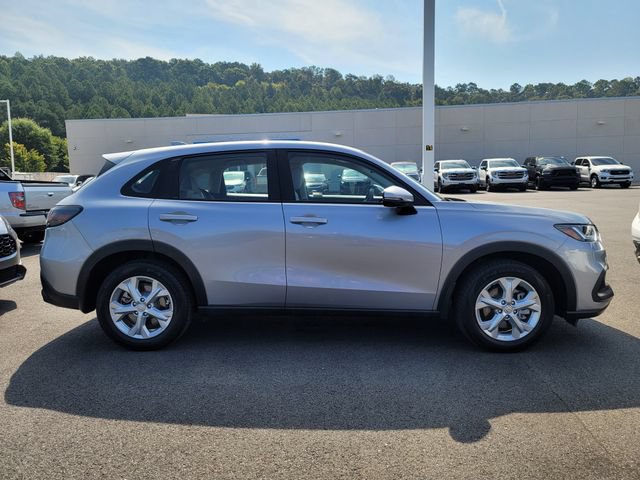 Certified 2023 Honda HR-V LX image 4