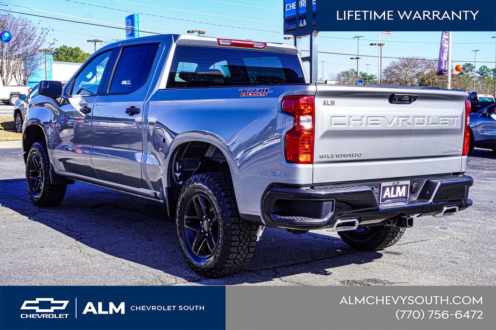 New 2026 Chevrolet Silverado 1500 Custom Trail Boss w/ LPO, Dark Essentials Package AWD/4WD image 6